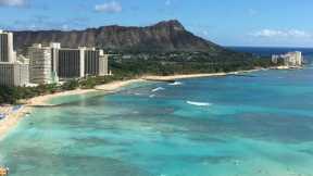 Waikiki Beach: Hilton Hawaiian Village and Sheraton Waikiki