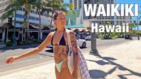 HAWAII TRAVEL - Watching Tourists Walking around WAIKIKI HAWAII
