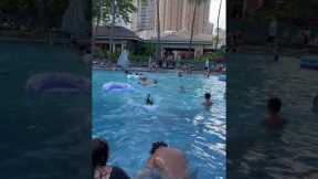 Hilton Hawaiian Village Waikiki Beach Resort Super Pool