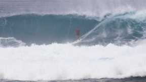 Laniakea Surf 12/20/25 | Stormy, Bumpy, Rainy, Scary Closeouts… But Sometimes WOW | North Shore