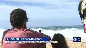Lifeguards urge caution as high surf pounds Oʻahu’s North Shore