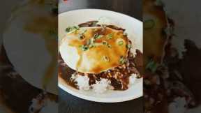 enjoy hawaiian food with live music #hawaiifood #locomoco #breakfast #cafe#maui #hawaii #travel
