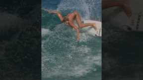 @molly_tuschen (IG) on the north shore of #Oahu #Hawaii #surfing #surfer #surfergirl
