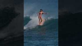 @jojowiththeflo on the south shore of #Oahu #surfing #surfer #surfergirl #Hawaii #Waikiki